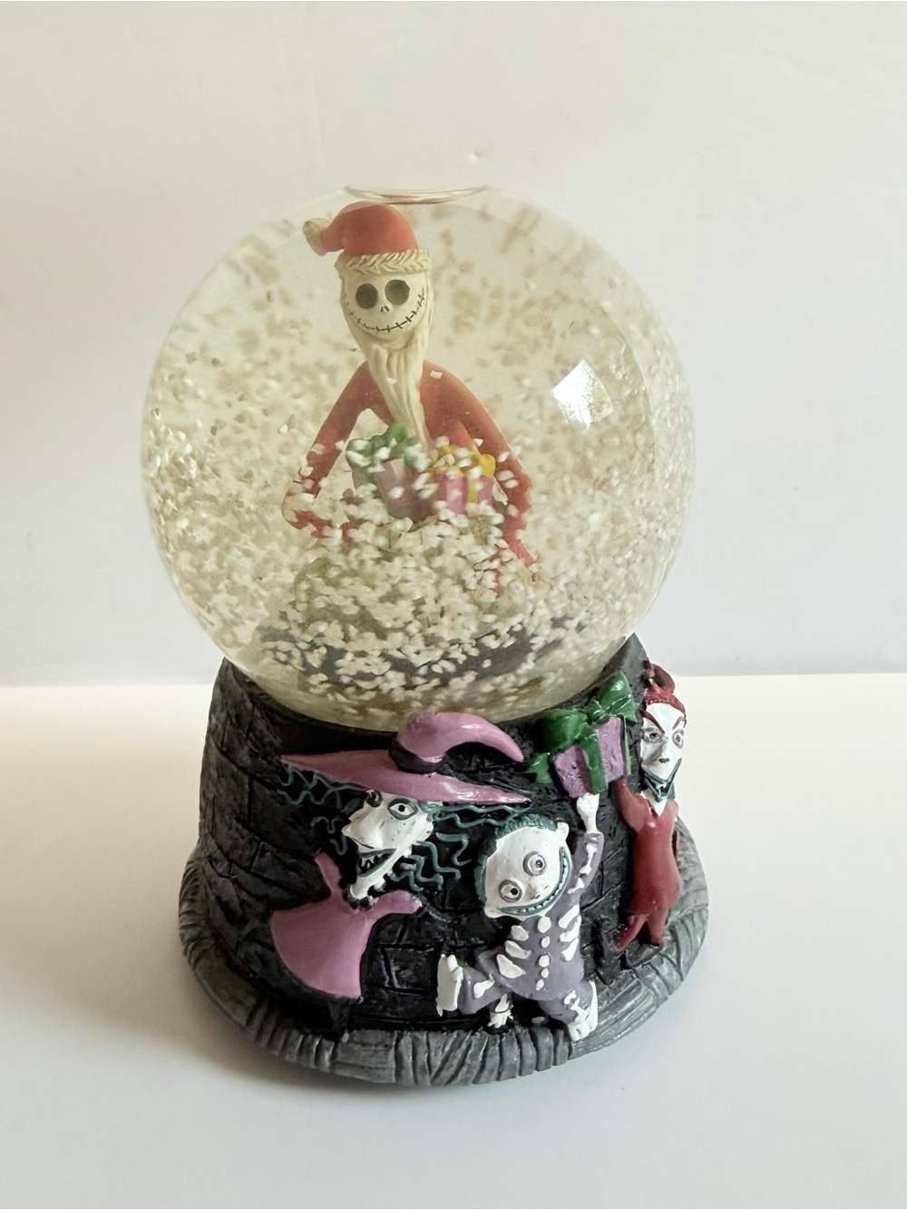 Nightmare Before Christmas Santa Jack Musical Snow Globe Halloween Disney Works